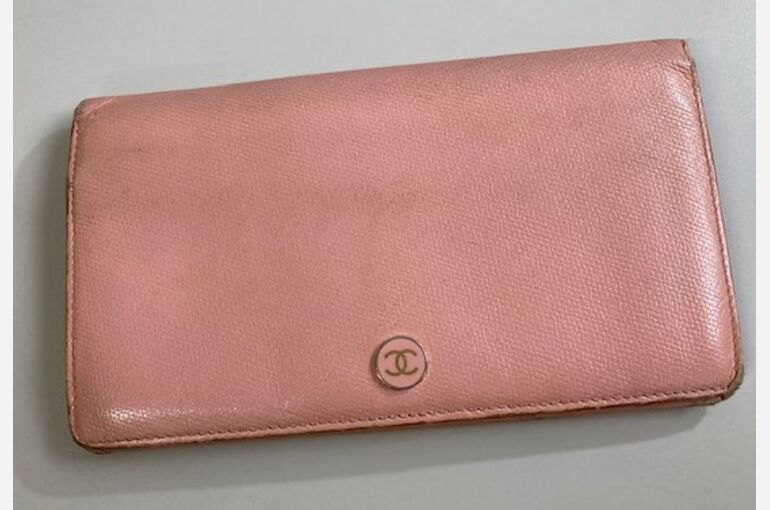 シャネルの財布